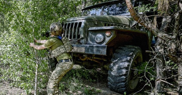 Как Украина набирает молодых людей в возрасте от 18 до 24 лет в армии?