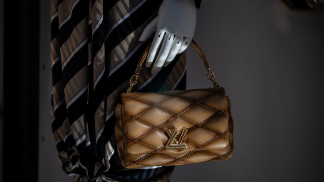 LVMH остается жертвами пандемического снижения продаж