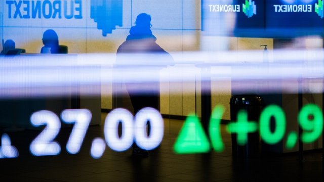Хорошие данные о рынке труда в Соединенных Штатах удалили Stoxx 600 с красной территории