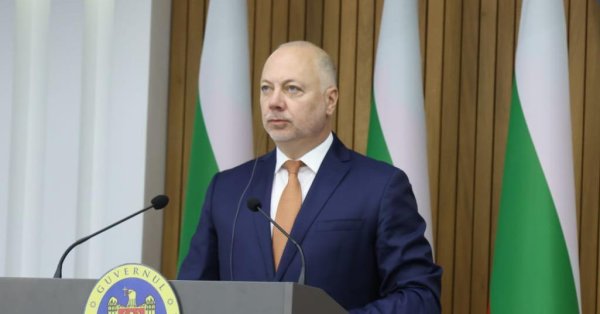 Желиазков: олигархическая инфраструктура - самый короткий путь к достижению российской гибридной пропаганды