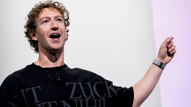 Инвесторы в Meta и Zuckerberg согласились расторгнуть дело о конфиденциальности