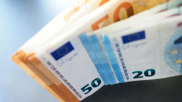 Бюджет по риску на пороге евро