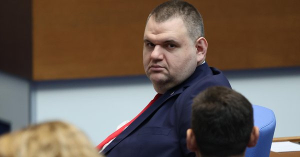 Городской суд Софии поступил на Дезян Пиески в качестве единственного председателя MRF