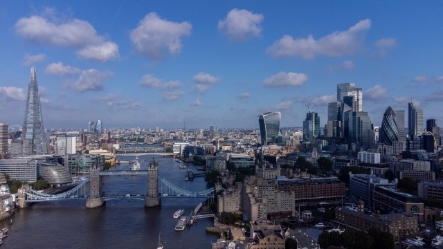 Крышка жилищного строительства в Лондоне - огромная проблема