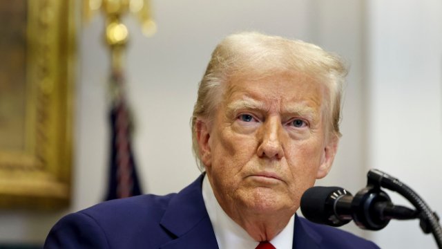 Трамп хочет наложить 30% -ную пошлину на импорт ЕС