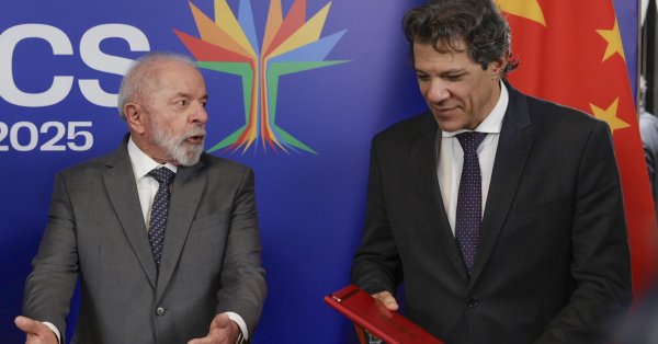 Совещание BRICS началось с призывания углубить диалог мира в Украине