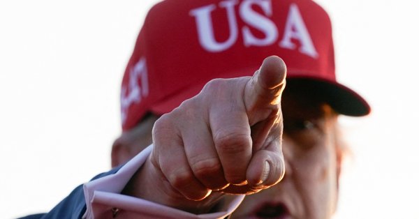 Трамп входит в свой «золотой век», впечатляя даже своих критиков