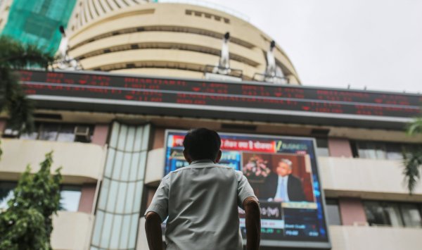 Продажа акций в Индии продолжается до введения новых обязанностей