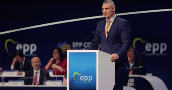 Кличко объявил себя дипломатическим решением войны в Украине