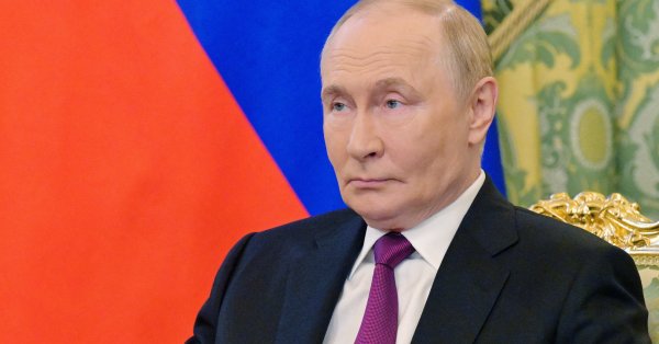 Владимир Путин разговаривает с ключевыми партнерами