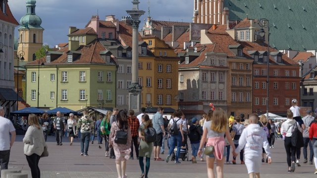 В каких европейских странах есть большинство молодых людей, которые не учится и не работают?
