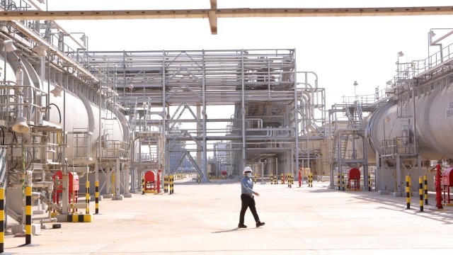 Саудовская Аравия теряет аппетит к нефти