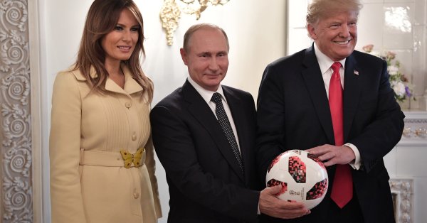 Мелания Трамп пишет Путину: вернуть смех детей, пришло время