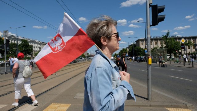Польша повысит налоги для банков и на алкоголь, чтобы заполнить бюджетную дыру