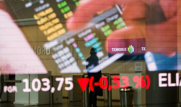 Цены на европейские акции перемещаются по разнообразию на сессии, насыщенной отчетами