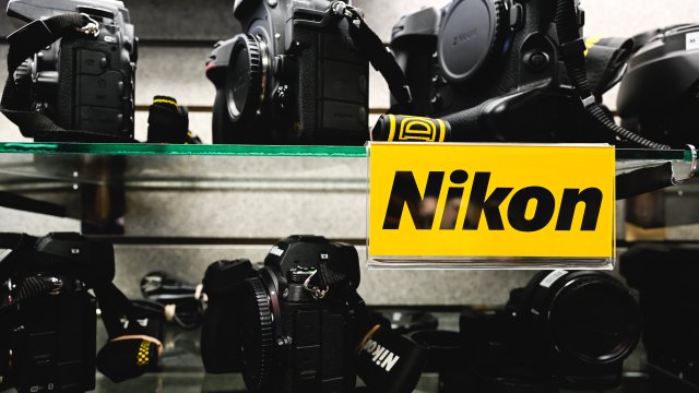 Essilorluxotta пытается увеличить вашу долю в Nikon