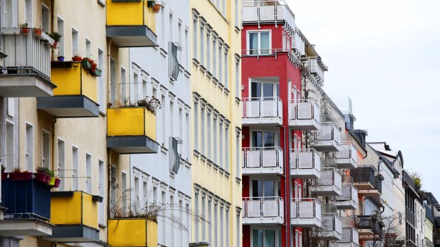 Разрешения на строительство в Германии растут, но с очень низкой базы