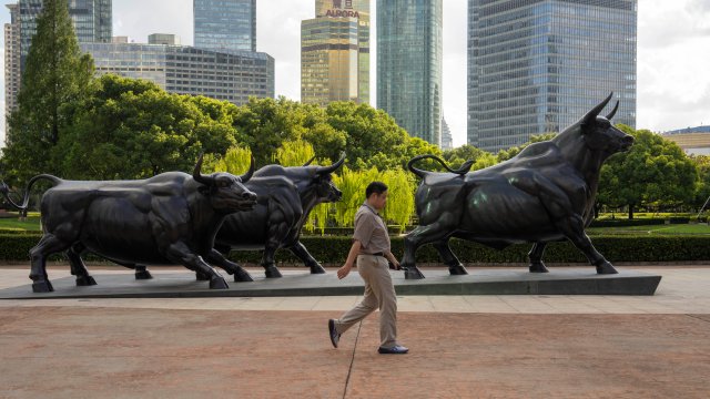 Австралийский индекс S & P/ASX 200 впервые пересек 9 000 -точек