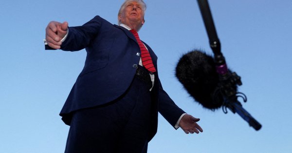 США - это ставки: почему Трамп развертывает ядерные подводные лодки?
