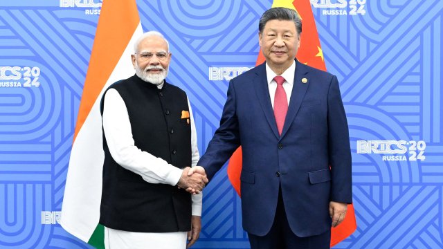 Моди: Индия привержена улучшению отношений с Китаем