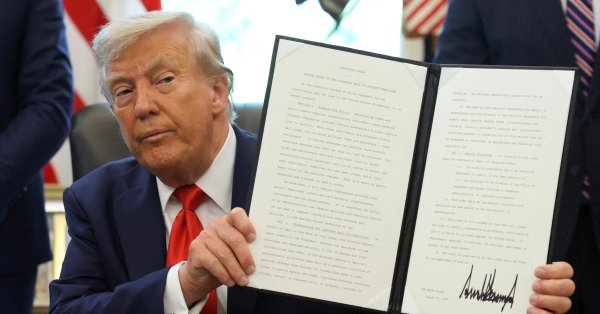 Почему у Дональда Трампа есть Национальная гвардия в городах США?