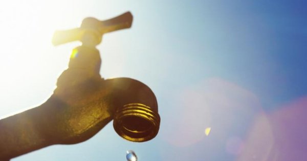 Более 200 000 человек в стране имеют проблемы с водой