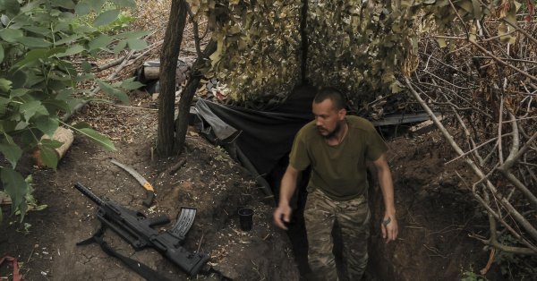 Российские войска укрепляют давление вокруг Попровска