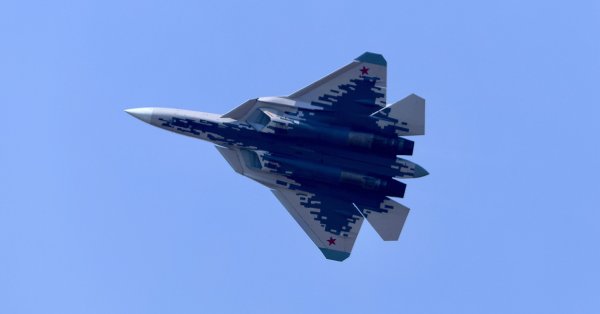 Должен ли Иран отказаться от российского борца Су-35 в пользу китайского J-10C?