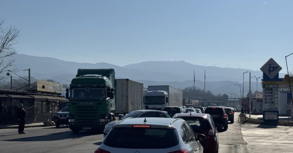 Европейские производители: Запрет ЕС на автомобилях внутреннего сгорания больше не реалистична