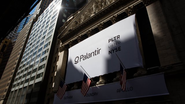 Рост фонда на 2500% от Palantir заставляет быков конкурировать, чтобы оправдать ее оценку