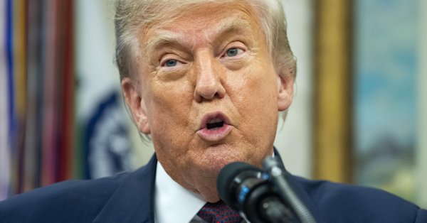 Камбоджа назначает Трампа на Нобелевскую премию мира