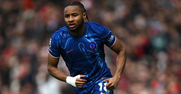 Милан укрепился в атаке с Кристофером Нкунку из Челси