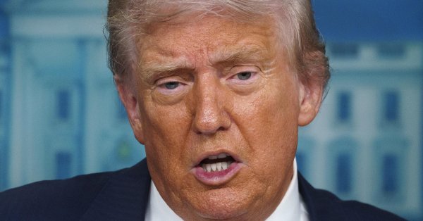 Трамп сказал, что собирается посетить Россию, хотя Аляска была на видео США