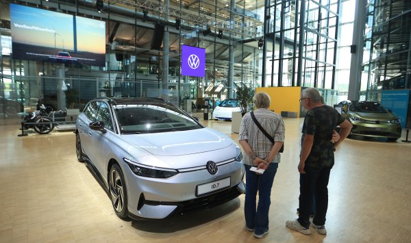 Продажи автомобилей в Европе увеличились больше всего за последние 15 месяцев