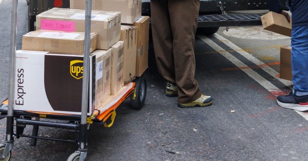 США уже проливают, а поставки стоит менее 800 долларов