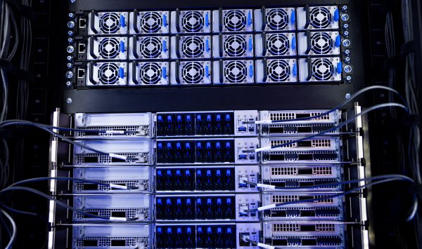 Акции в Соединенных Штатах набрали новую запись, поддерживаемую Rally in Software