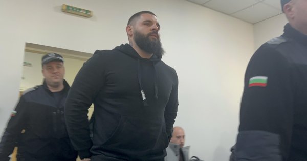 Суд сократил гарантию обидчика Деборы Георги Георгиев.