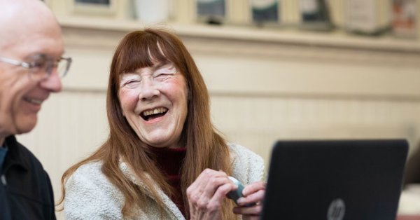 Греция вернет деньги пенсионерам, пострадавшим во время кризиса