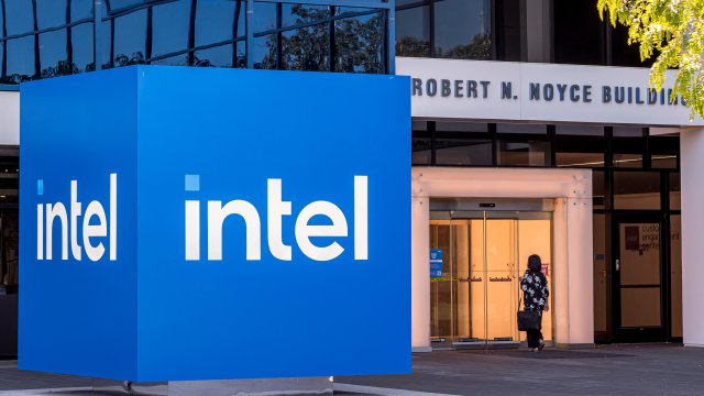 Лидер Intel: у меня есть полная поддержка совета директоров компании