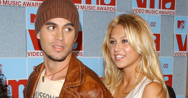 44-летняя Анна Курникова беременна, а у врача Иглесиас будет четвертый ребенок