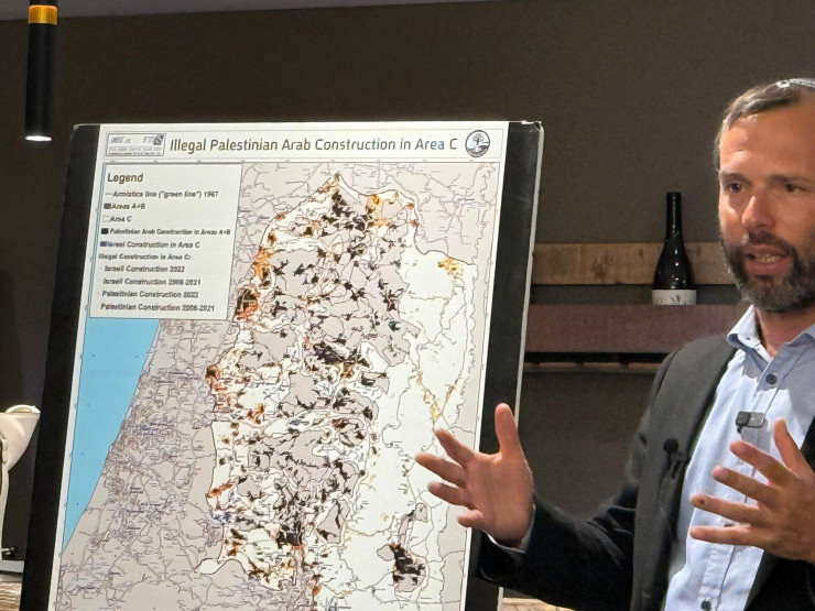 Западный берег