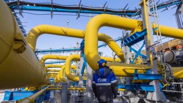 Цены на нефть, отмеченные минимальными изменениями после решения OPEC+*