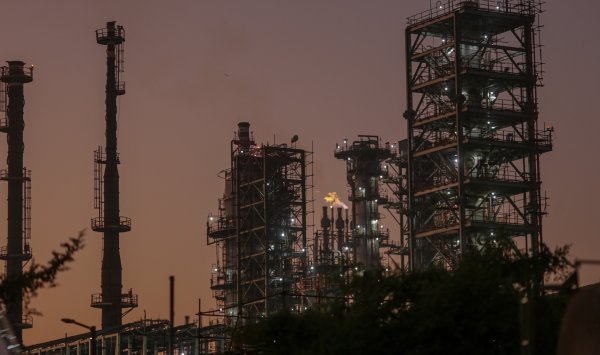 Удвоенные обязанности по поводу Индии путают модные счета с российской нефтью