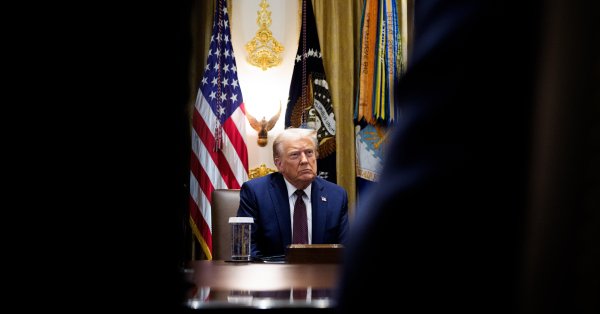 Трамп недоволен тем, что его усилия по миру не работают, хочет окончания войны «как бы то ни было».