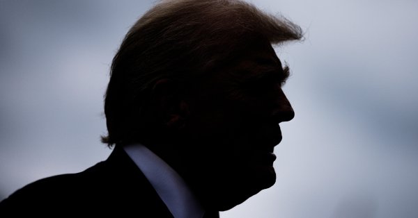Радикальный шаг: Трамп приказал развертывание ядерных подводных лодок развертываться