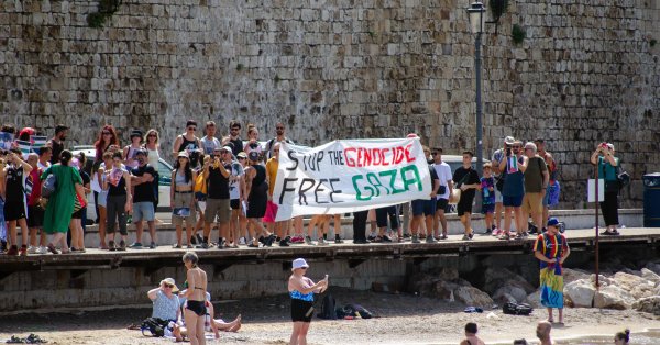 Протесты против израильских туристов в Греции