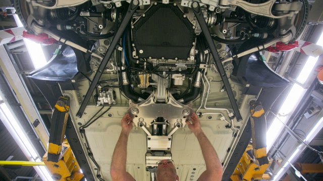 Немецкий поставщик автомобилей с 130-летней историей объявил банкротство