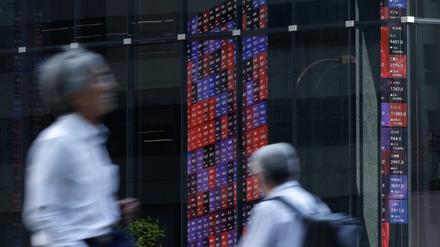 Новые данные о китайской экономике смущены азиатскими инвесторами