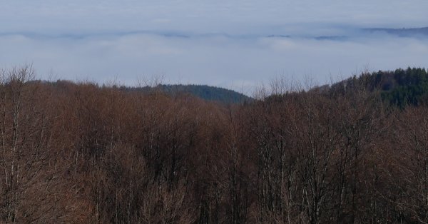 Вдоль гребня Балканских гор уже есть снежный покров