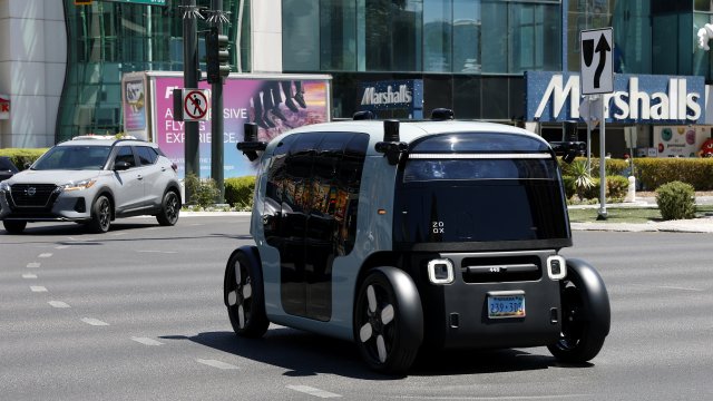 Блок Amazon запускает услуги с роботакситом в Лас -Вегасе